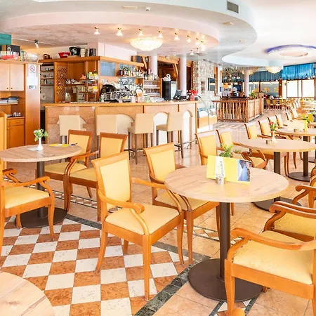 Centro Vacanze La Limonaia Hotel Limone sul Garda