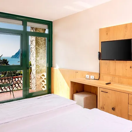 Centro Vacanze La Limonaia Hotel