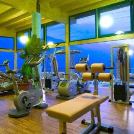 Centro Vacanze La Limonaia 3*