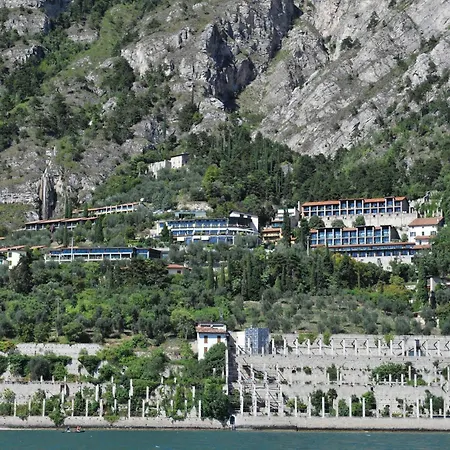 Centro Vacanze La Limonaia 3* Limone sul Garda