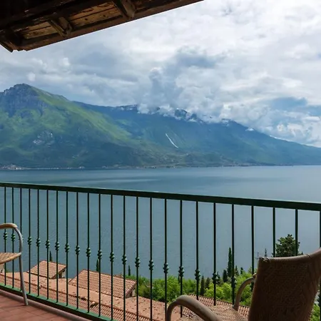 Centro Vacanze La Limonaia Hotell 3*