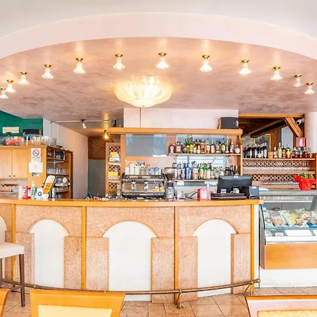 Centro Vacanze La Limonaia Hotell 3*