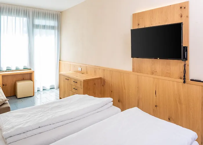 Hotel Centro Vacanze La Limonaia 3*