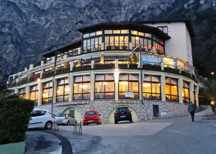 Centro Vacanze La Limonaia Hotel