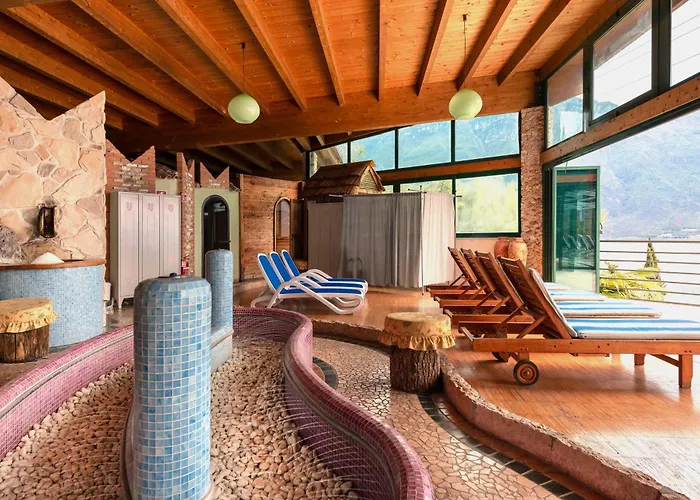 Centro Vacanze La Limonaia Hotel 3*